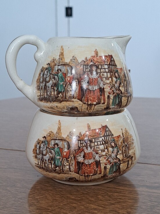 Lancaster & Sandland Ltd Other - Englishware Sugar & Creamer